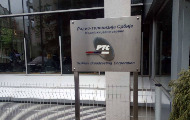 U potpunosti ogoljena cenzura na RTS-u: Bujošević koji je tvrdio da nije srpski ćutati sada ućutkava novinare i urednike U potpunosti ogoljena cenzura na RTS-u: Bujošević koji je tvrdio da nije srpski ćutati sada ućutkava novinare i urednike